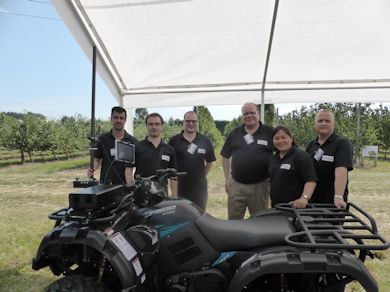 Laurence Dingle and his team from The Technology Research Centre with The PomeVision equipment